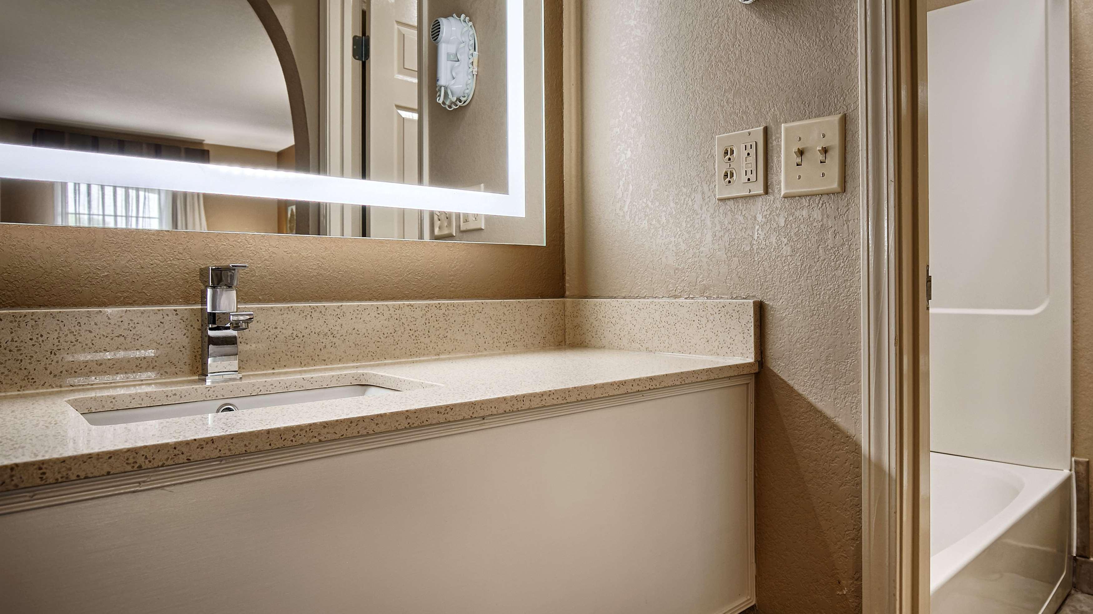 Best Western Catalina Inn Tuscaloosa Extérieur photo