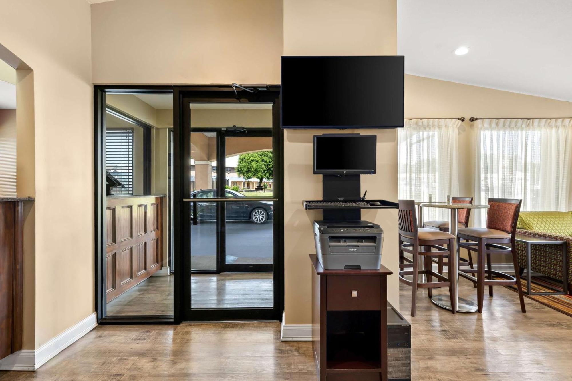 Best Western Catalina Inn Tuscaloosa Extérieur photo